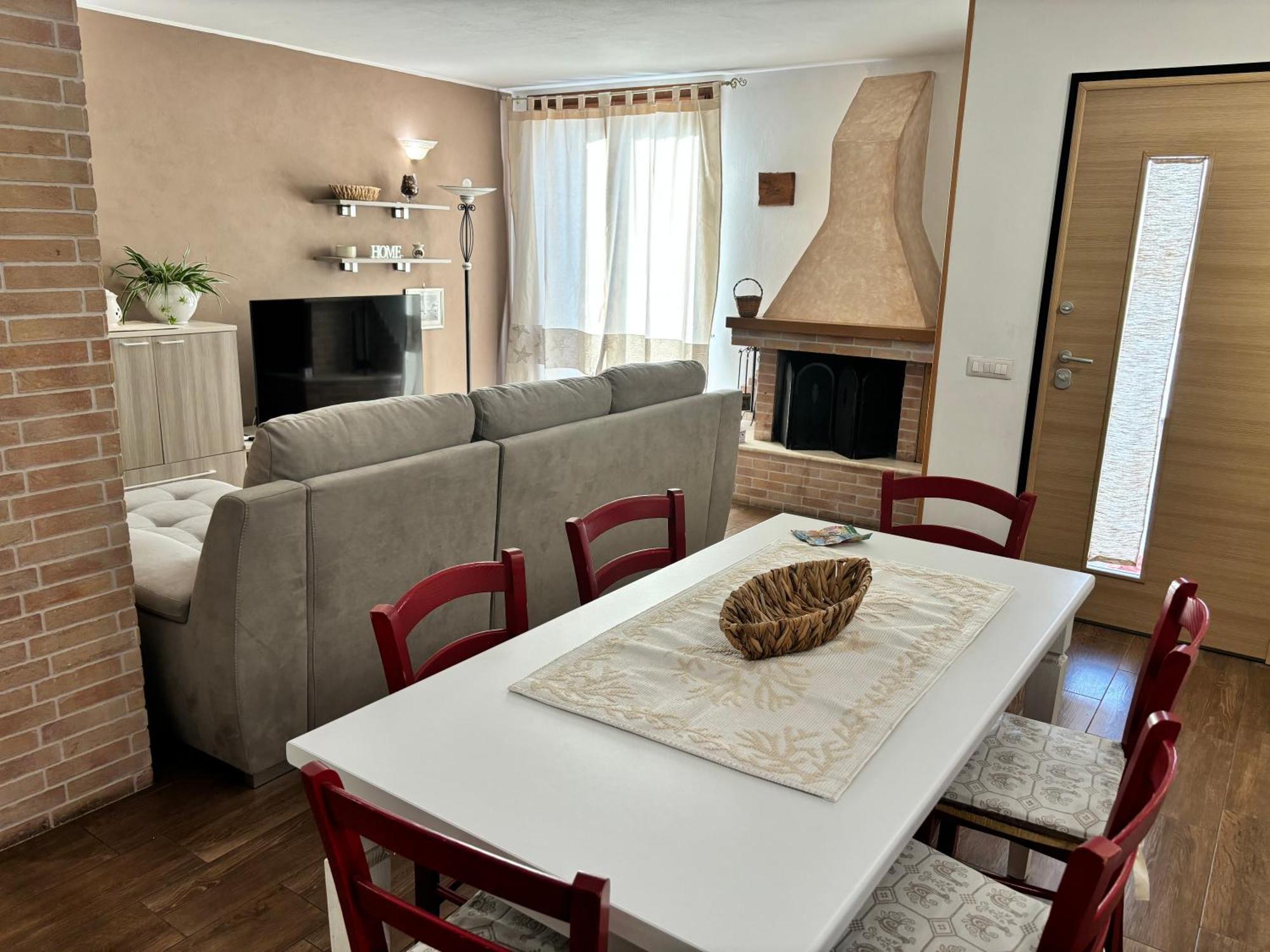 L'Essenziale Apartment Porto Torres Ngoại thất bức ảnh